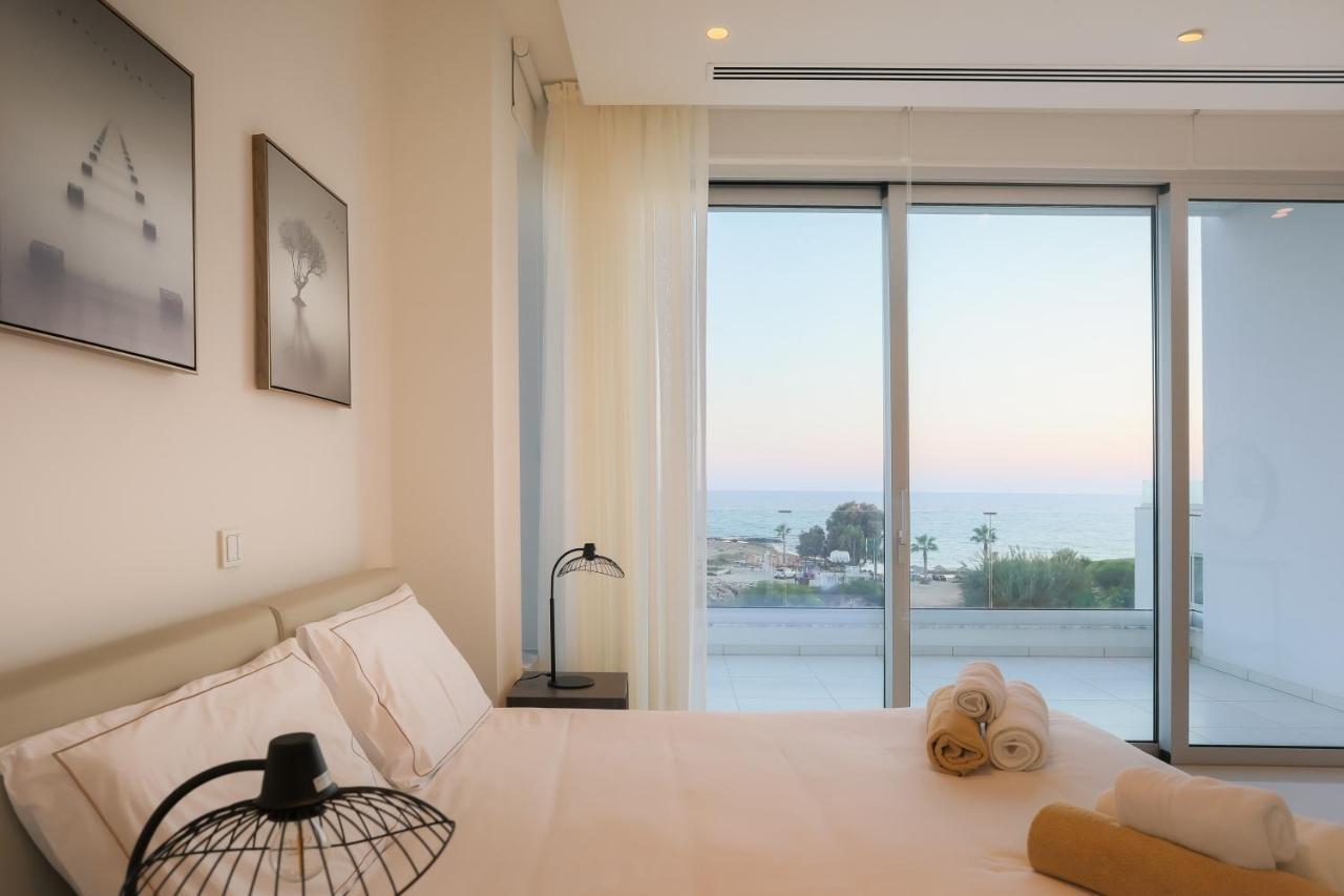 Sea Pearl Beachfront Villas - Breeze Ayia Napa Exterior foto