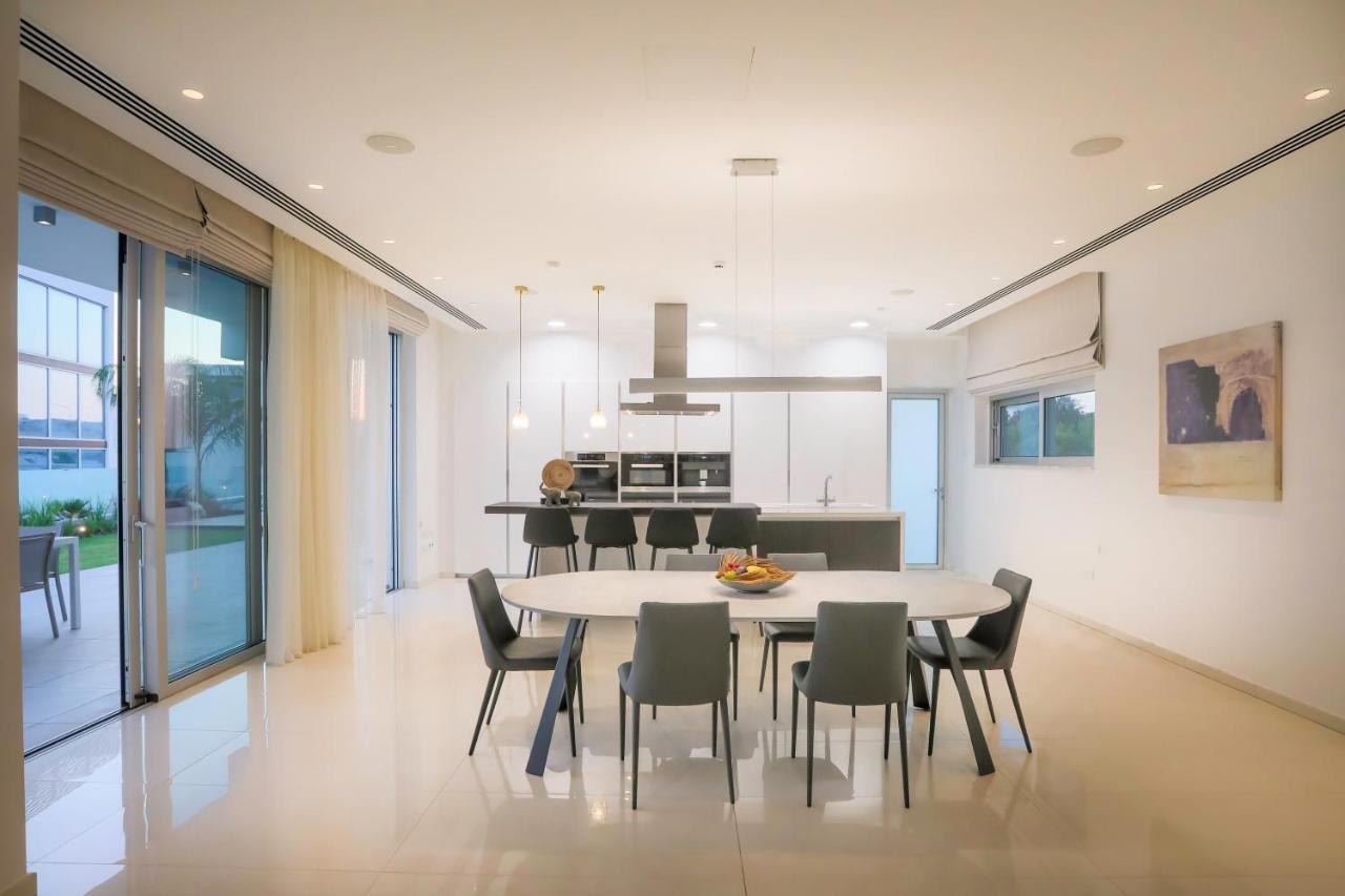 Sea Pearl Beachfront Villas - Breeze Ayia Napa Exterior foto