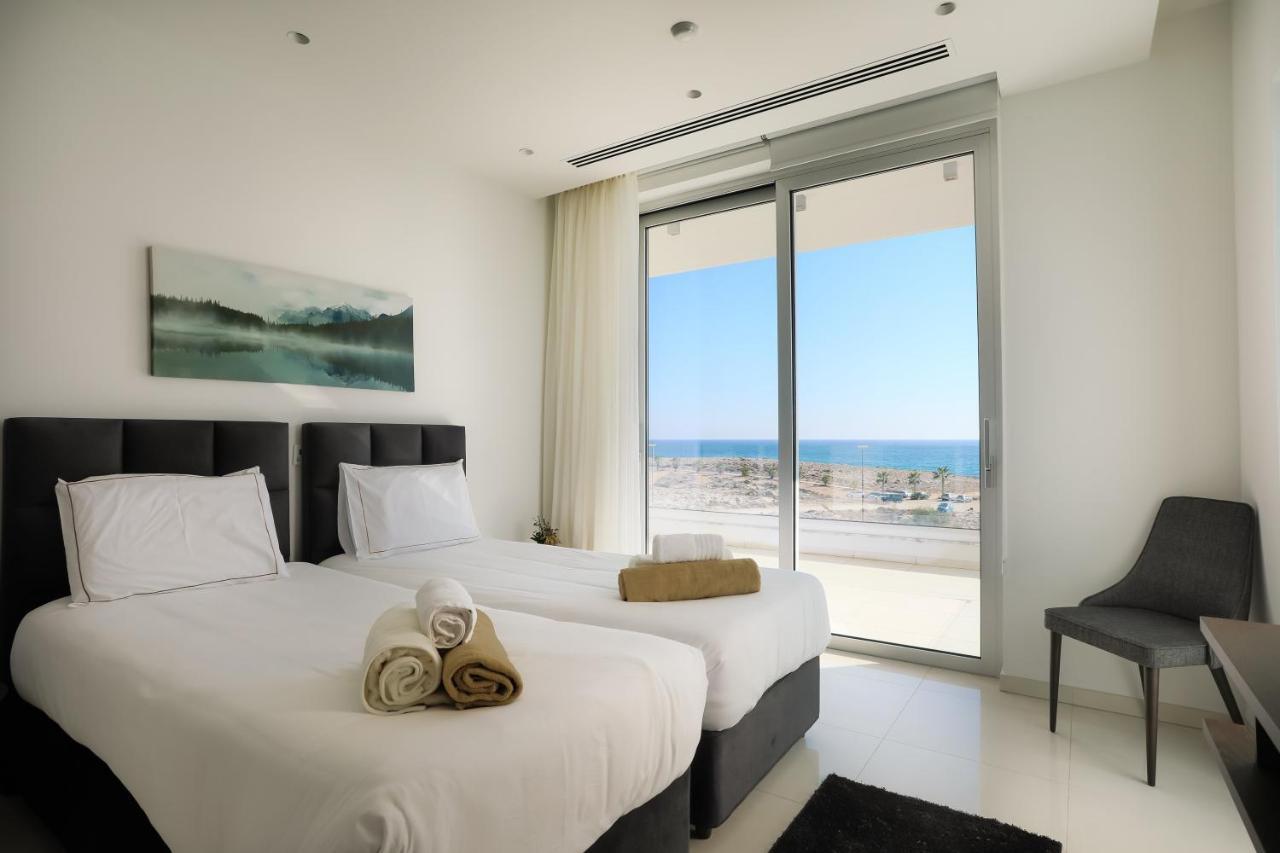Sea Pearl Beachfront Villas - Breeze Ayia Napa Exterior foto